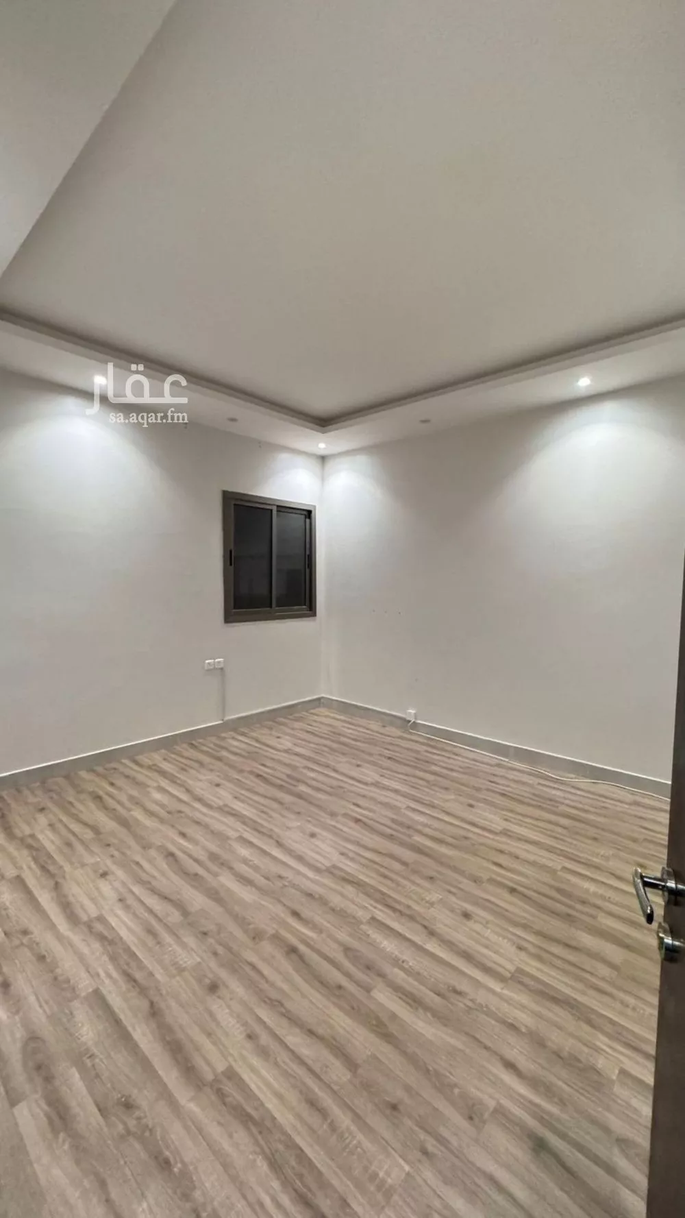 دور 3 غرف في العارض 4