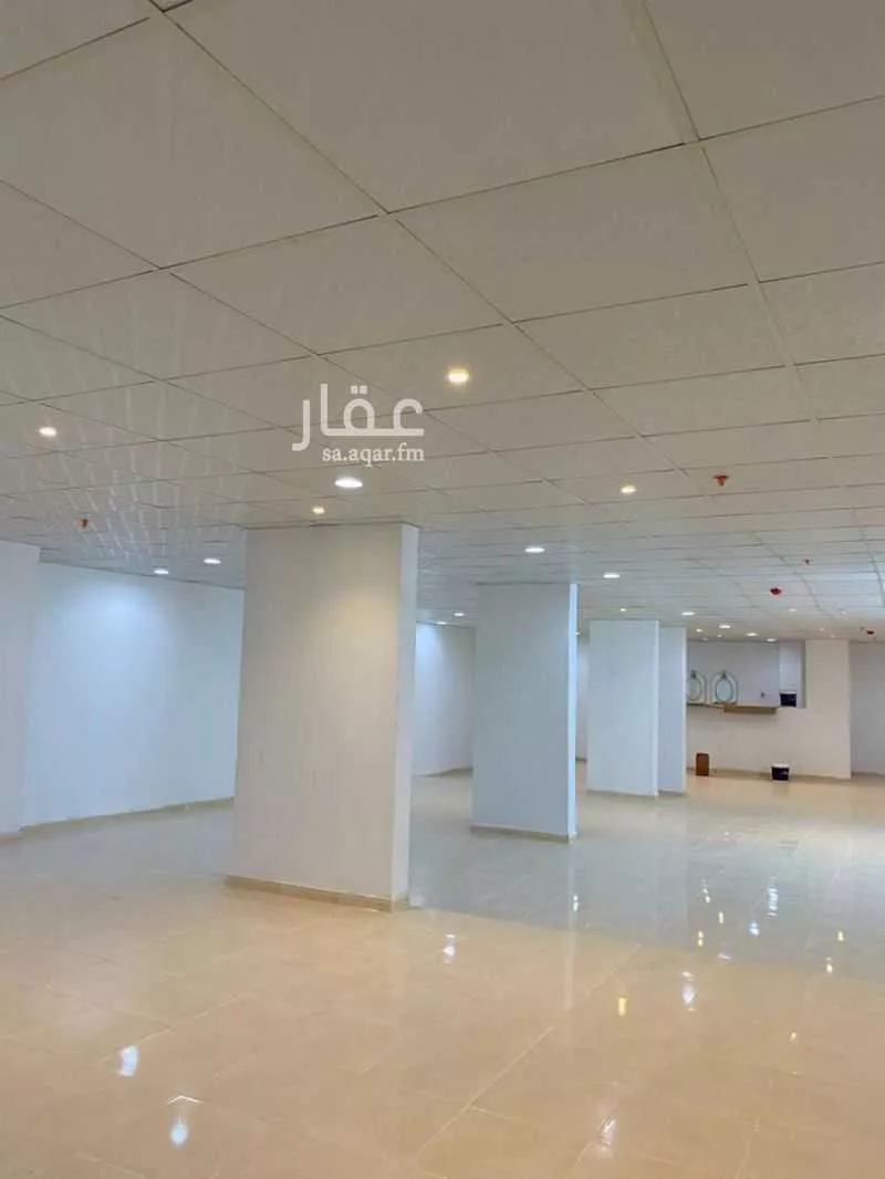 462 sqm building in Al Adl 5