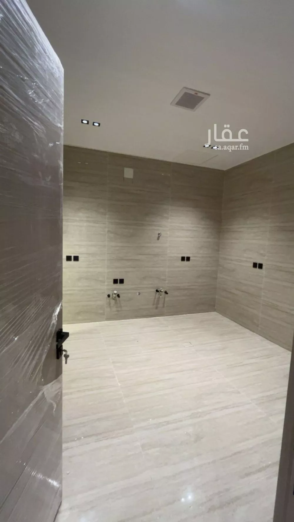 7 bedroom villa in Al Rimal 2