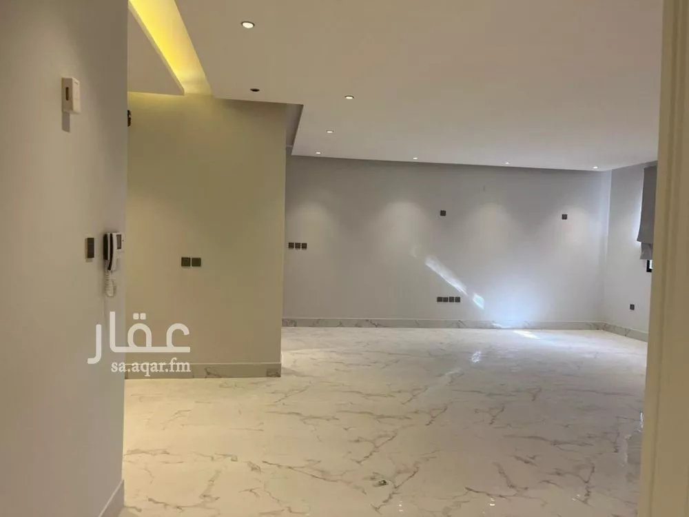 3 bedroom apartment in Al Qairawan, Riyadh 9