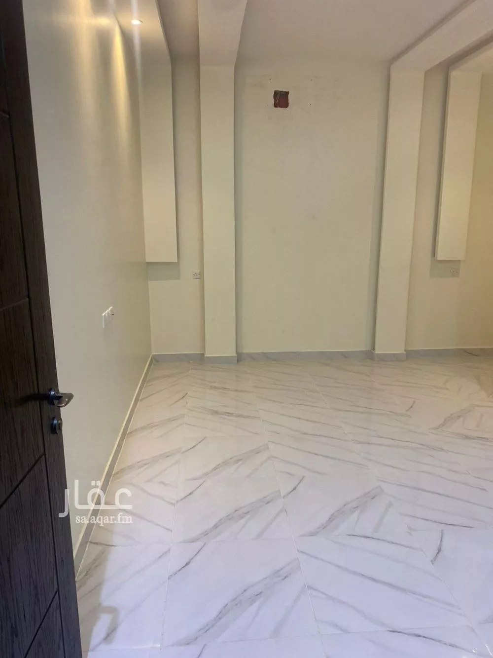 5 bedroom floor in Al Hazm 3