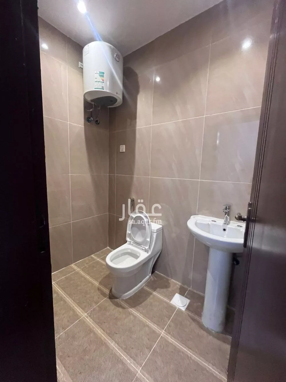 شقة 1 غرف في النهضة 4