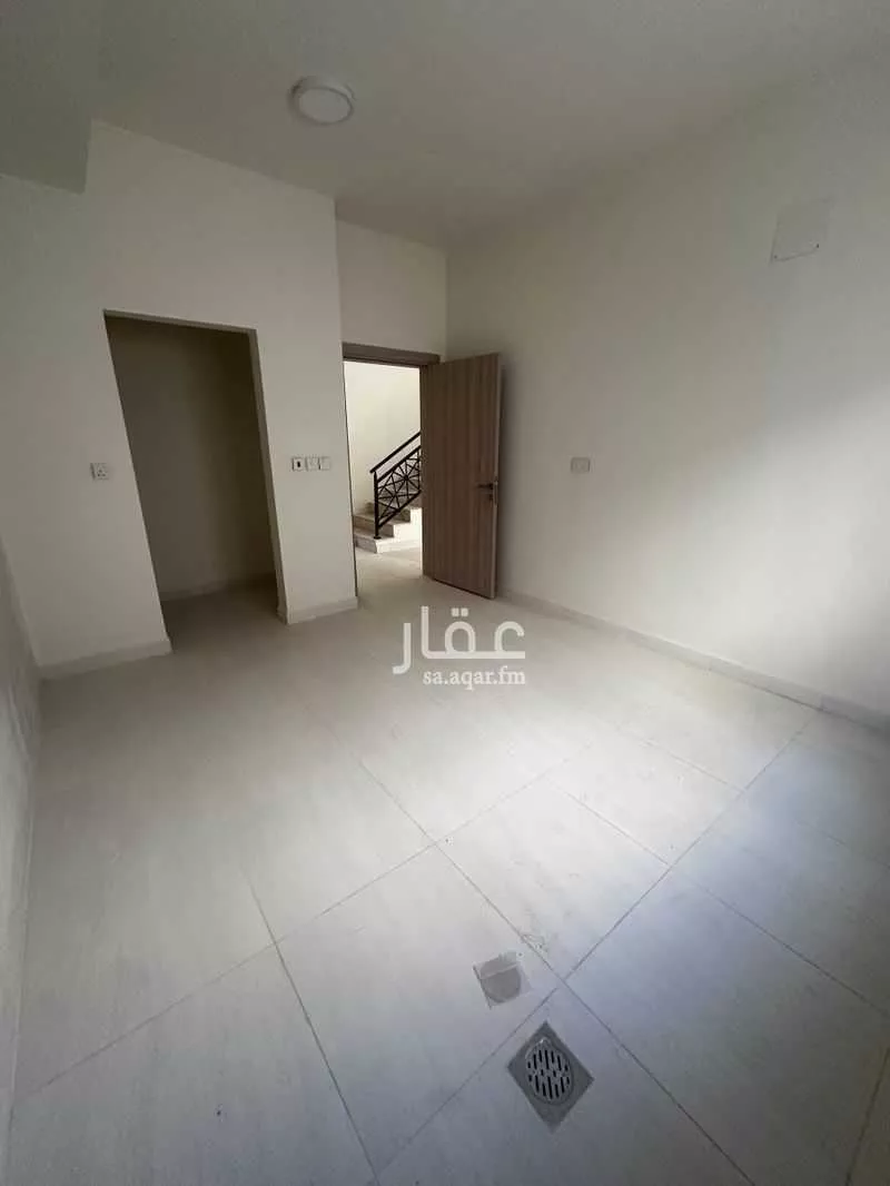 6 bedroom villa in Al Aridh, Riyadh 5