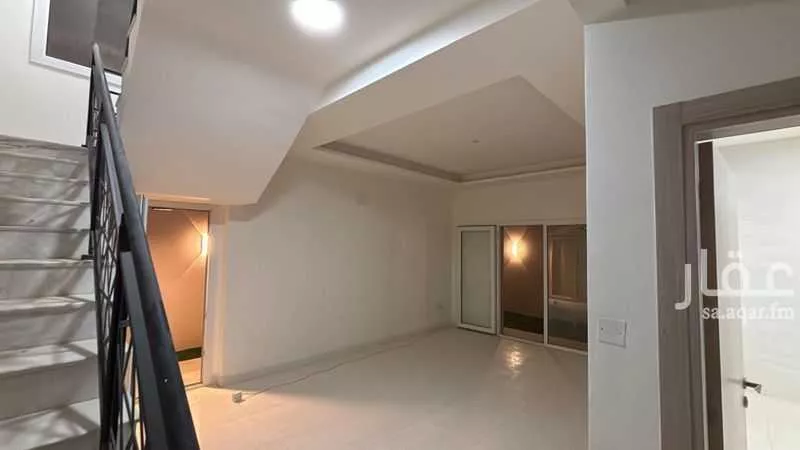 6 bedroom villa in Al Aridh 5