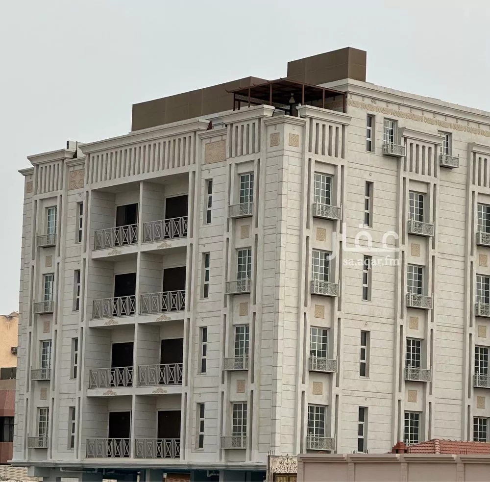 4 bedroom apartment in Al Rawdah, Eastern Province 8