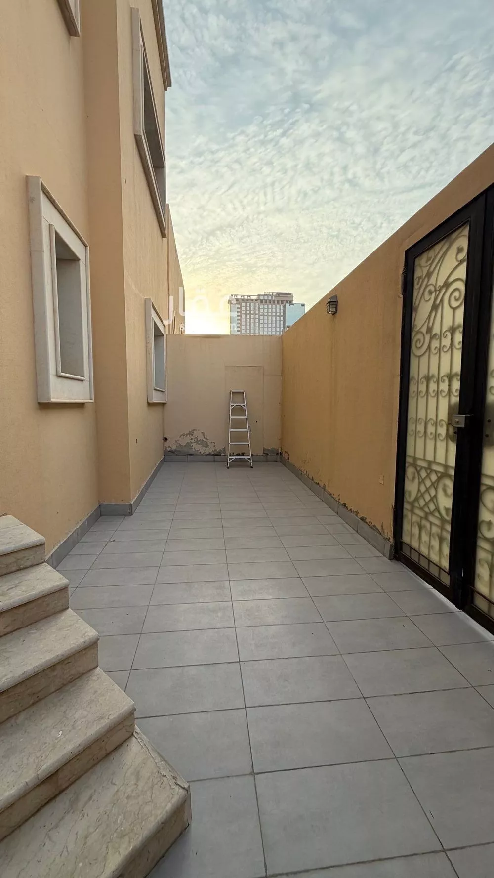 7 bedroom villa in Al Sahafah 2
