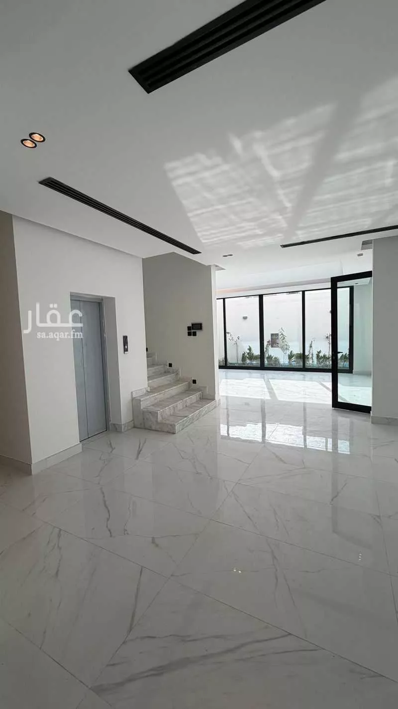 5 bedroom villa in Al Sahafah, Riyadh 4