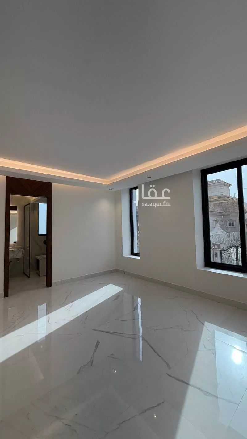 5 bedroom villa in Al Sahafah, Riyadh 15