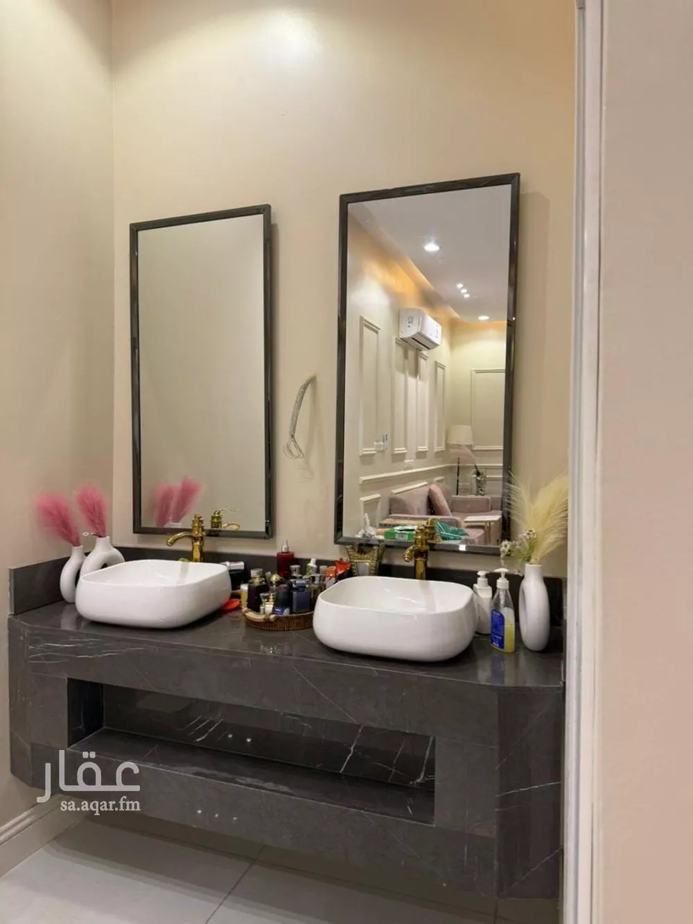 7 bedroom villa in Al Rimal 3