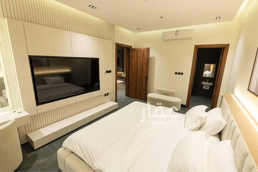 شقة 5 غرف في الرمال 3