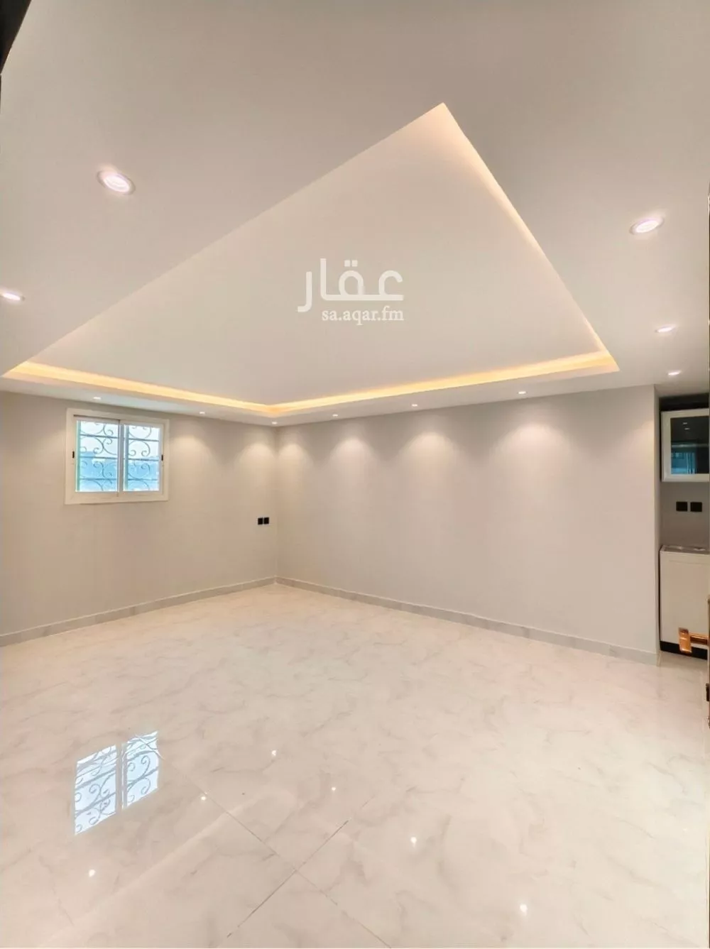 1 bedroom floor in Al Izdihar 4