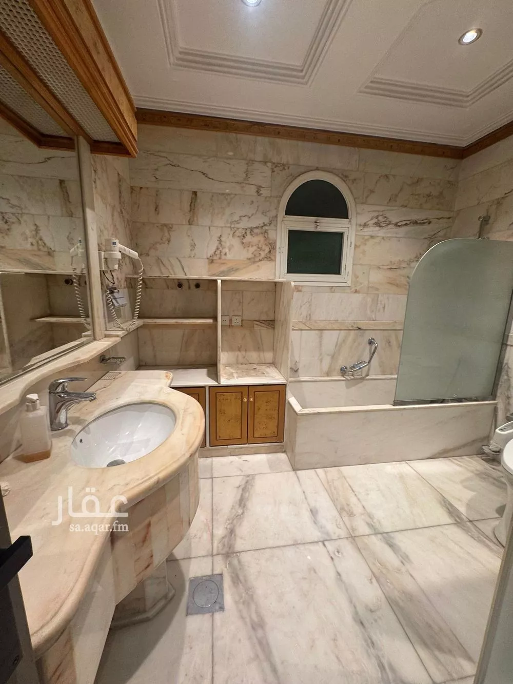 4 bedroom villa in Al Rabwa, Riyadh 14