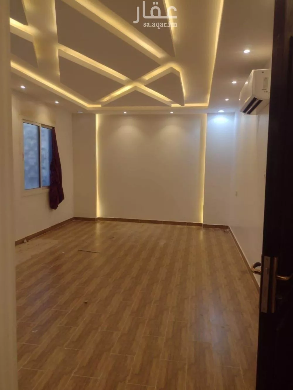 شقة 7 غرف في الرمال 2