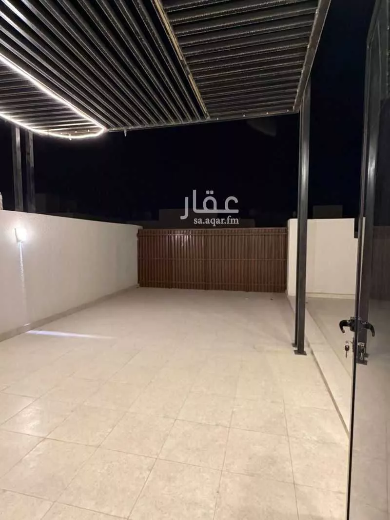 شقة 3 غرف في الرمال 5