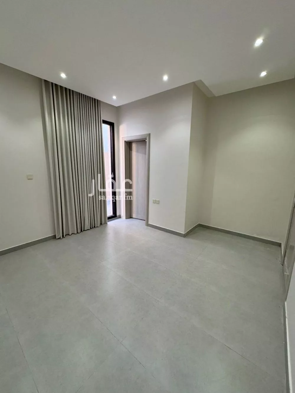 دور 4 غرف في العارض 4