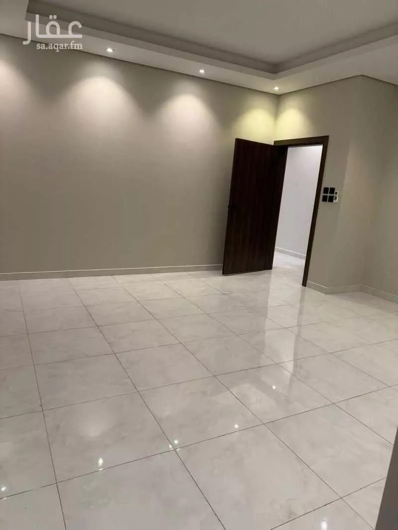 3 bedroom apartment in Shathah, Madinah 7
