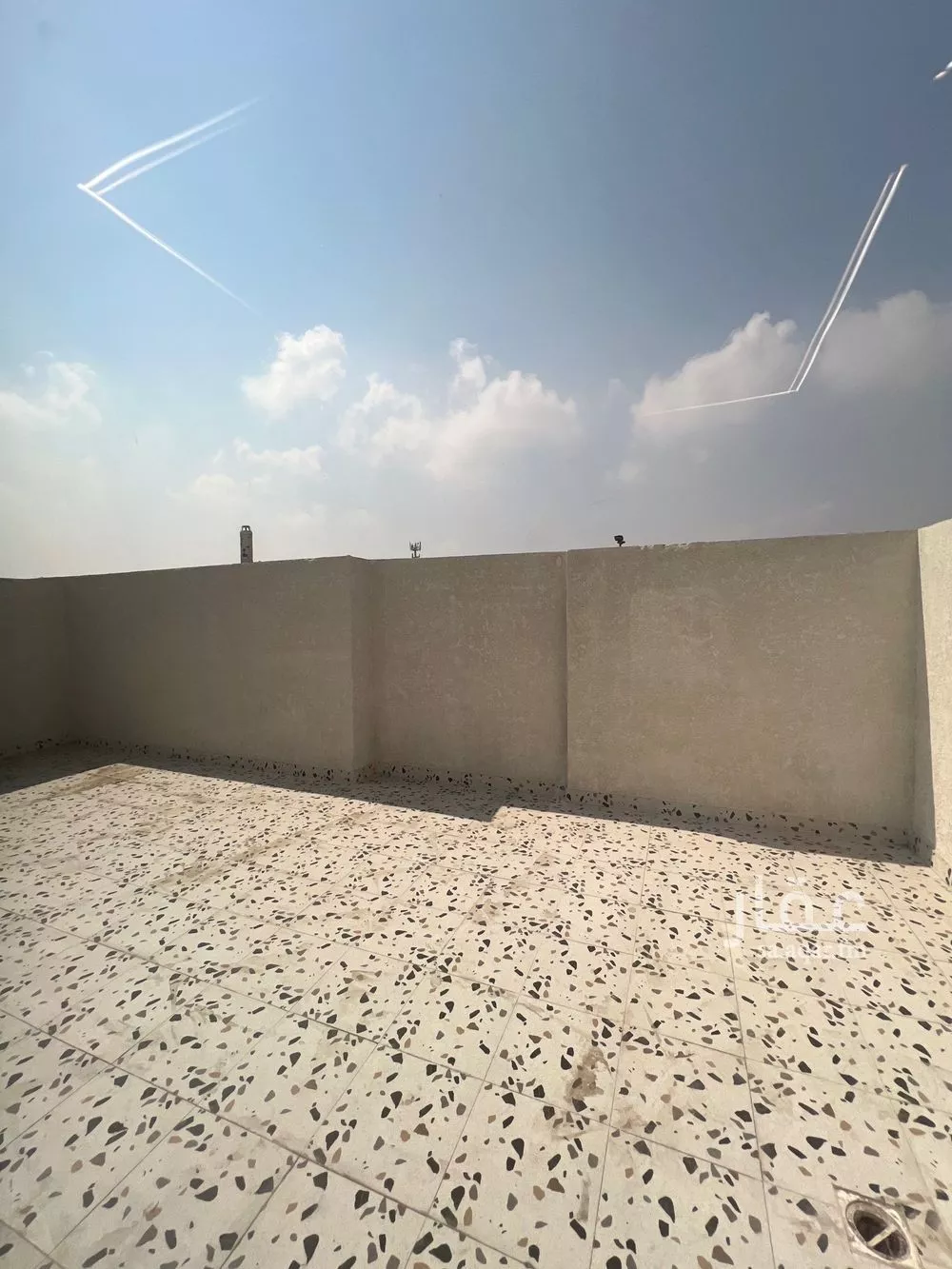 شقة 5 غرف في النورس 2