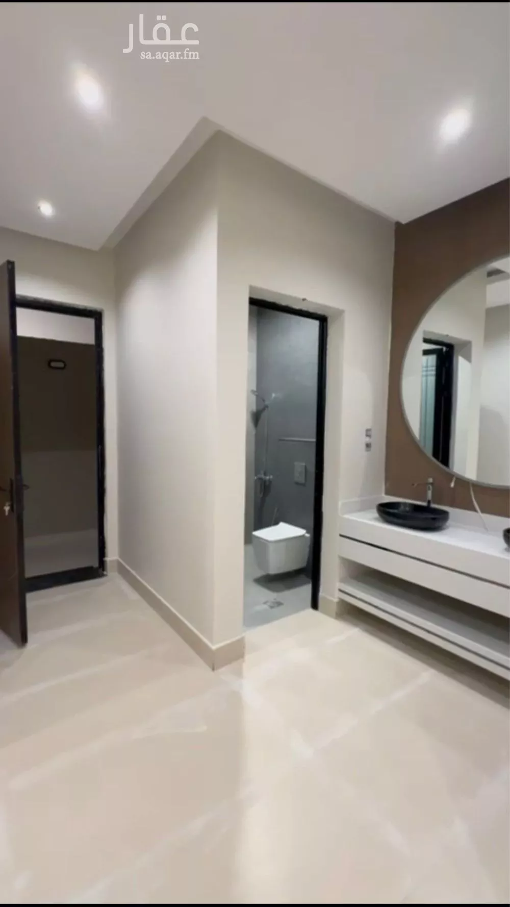 8 bedroom villa in Ash Shulah, Eastern Province 9