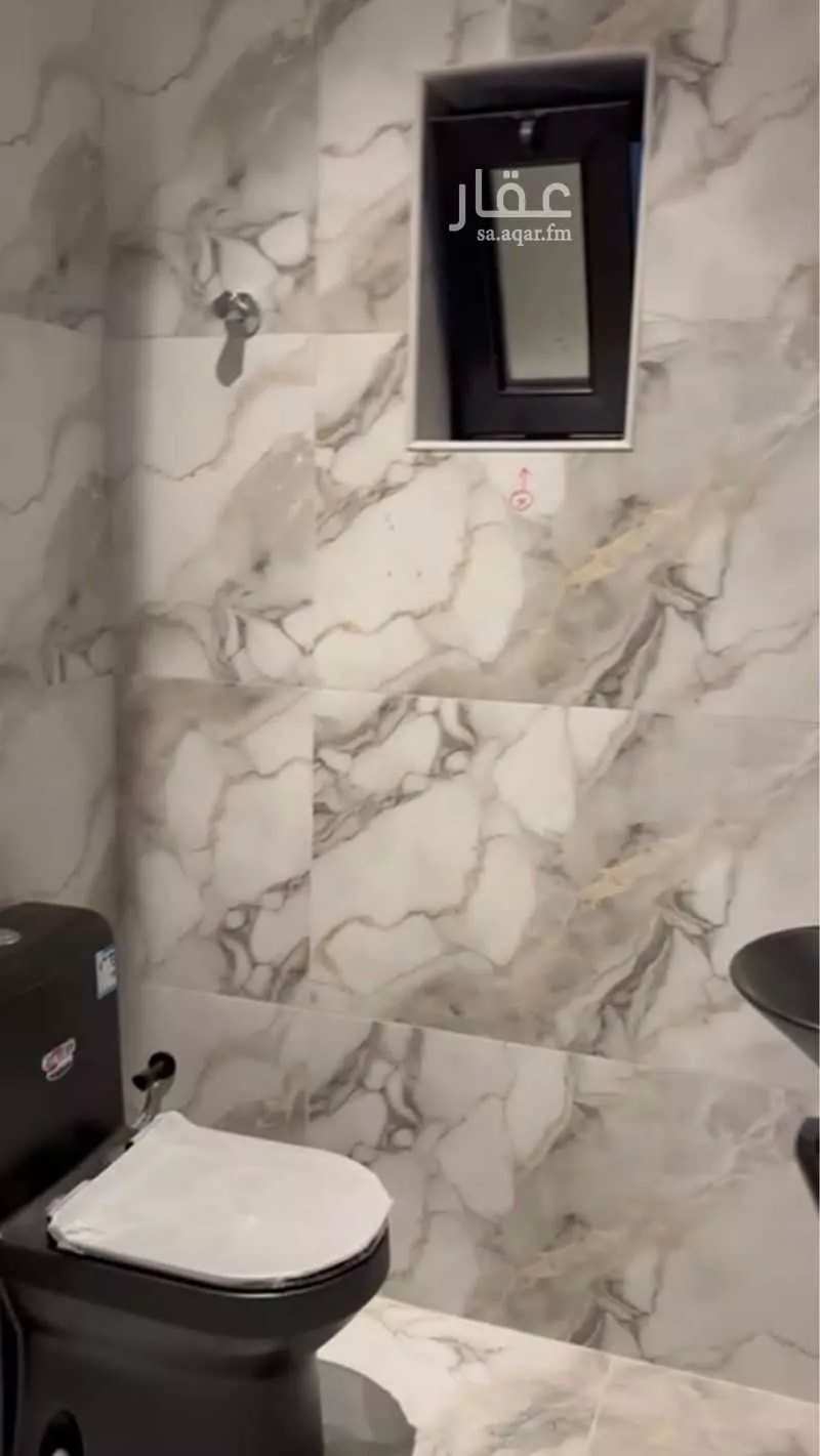 شقة 5 غرف في الندى 5