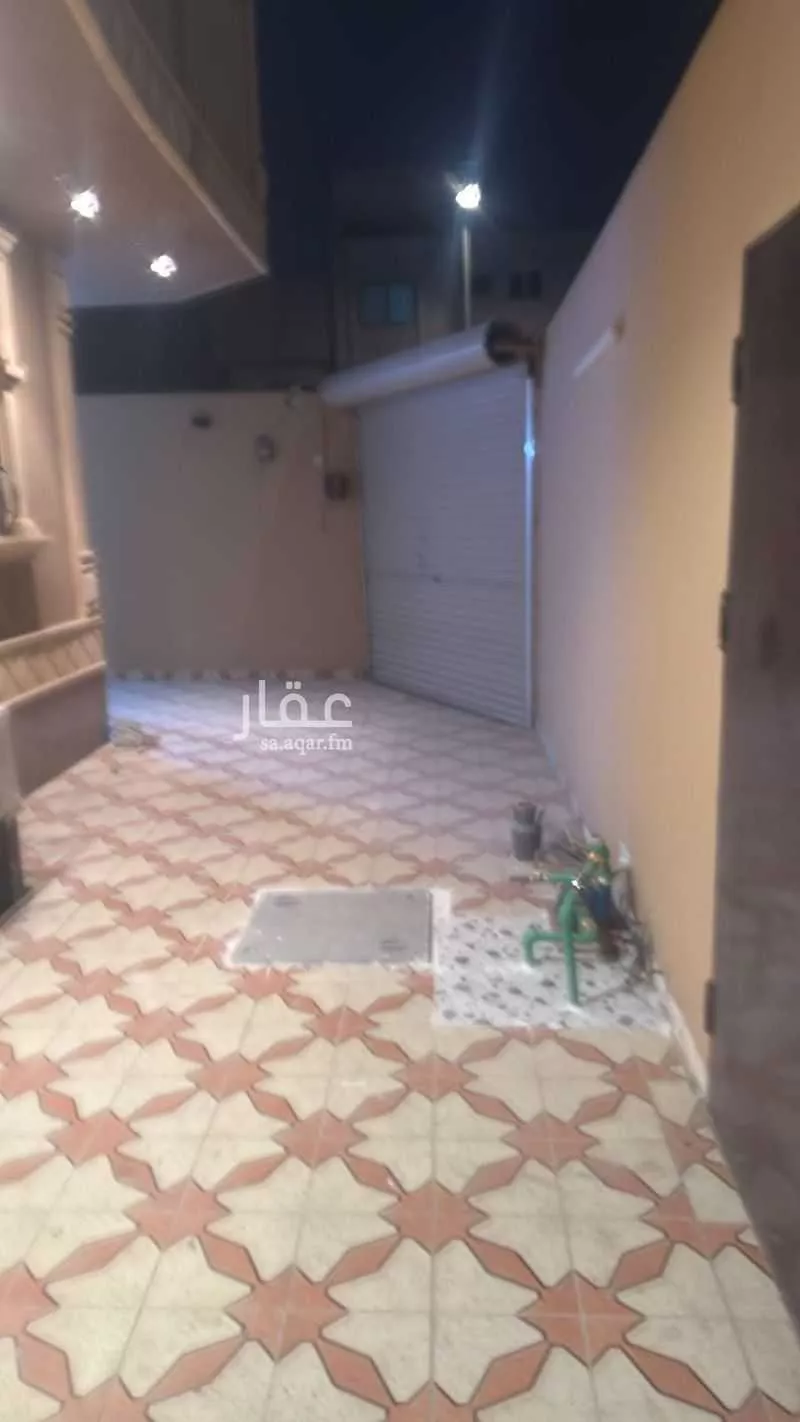 6 bedroom floor in Al Uraija Al Wusta 3