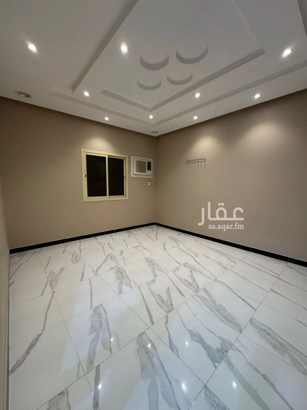 5 bedroom villa in Al Aridh 2