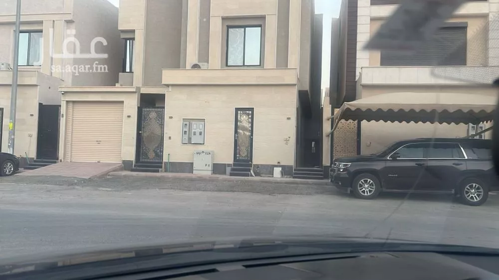 3 bedroom floor in Al Rimal 1
