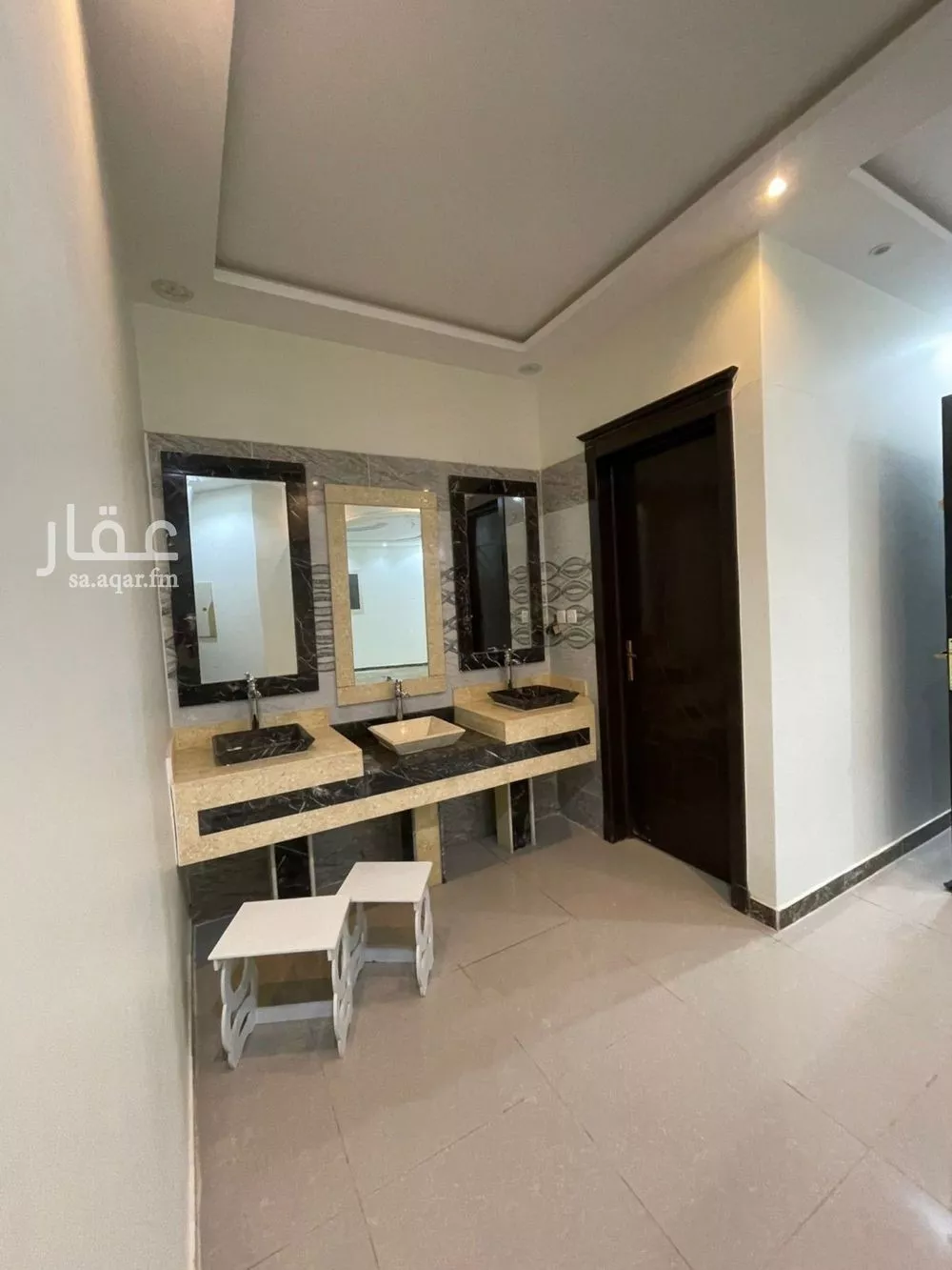 5 bedroom villa in Tuwaiq 4
