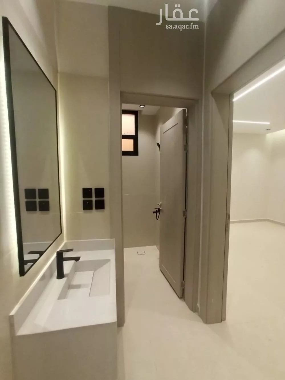 فيلا 5 غرف في طويق 4