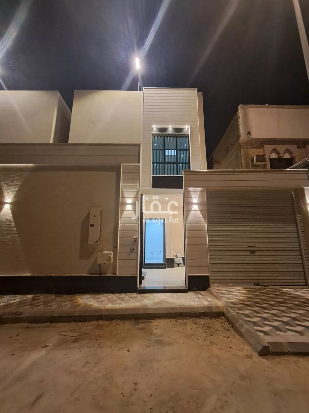 فيلا 5 غرف في العريجاء الغربية