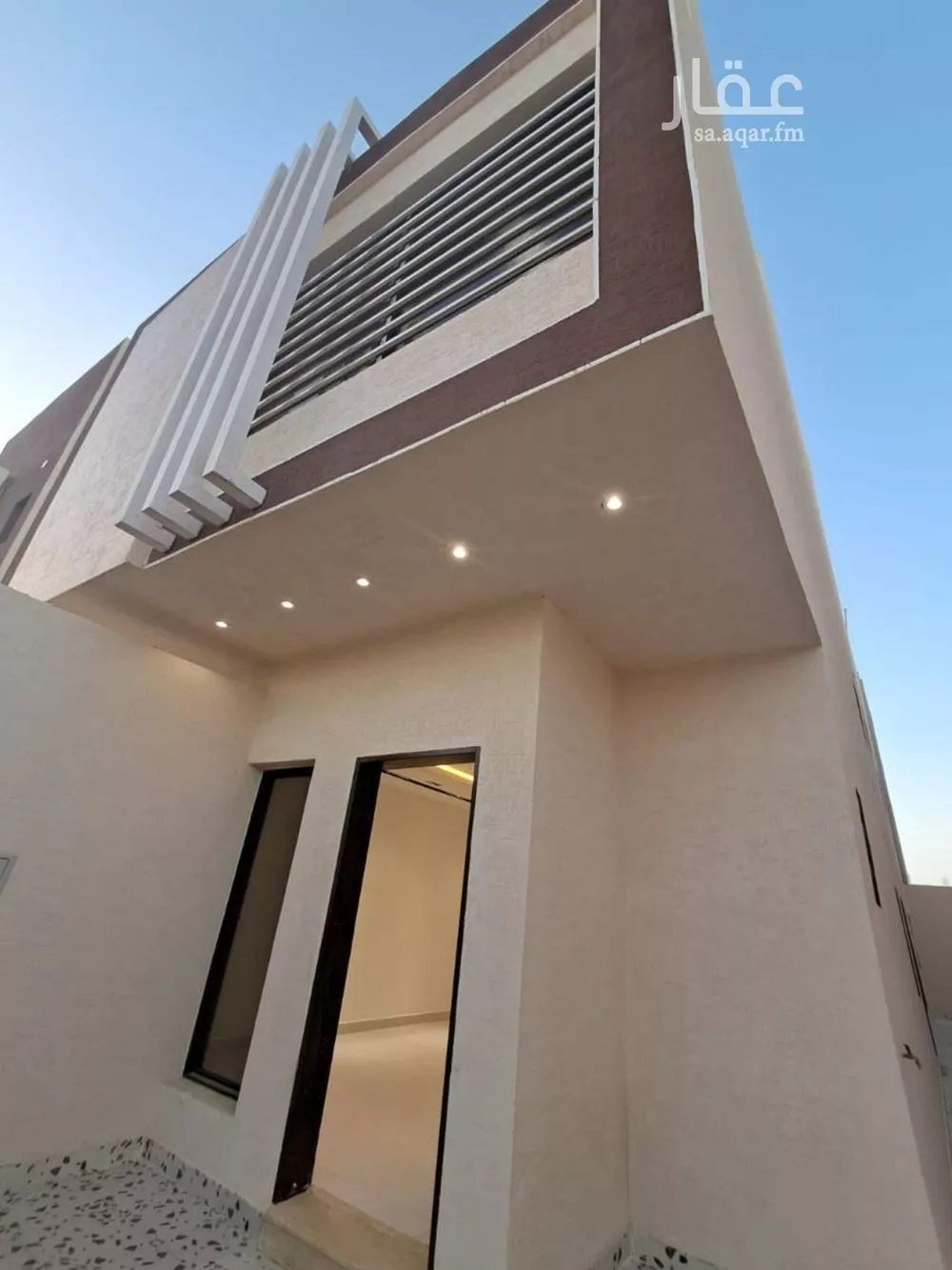 فيلا 4 غرف في طيبة 2