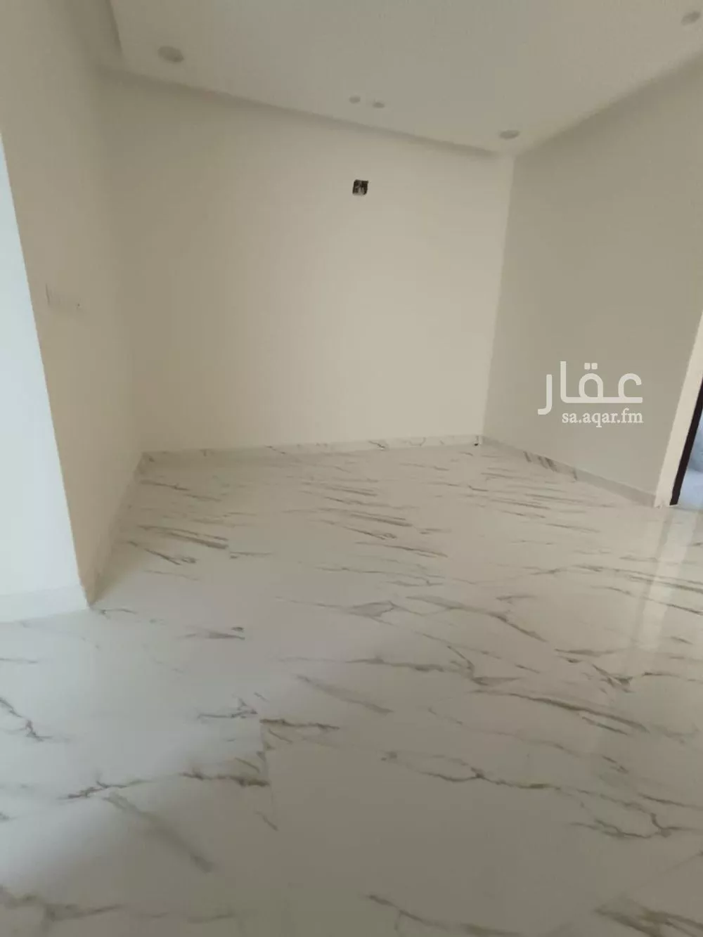 فيلا 6 غرف في العريجاء الغربية 2