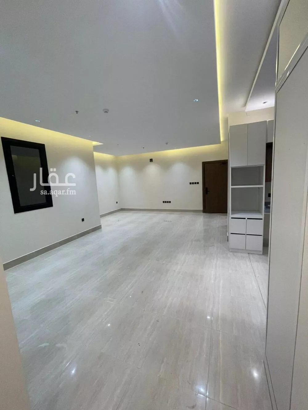 شقة 4 غرف في النرجس 4