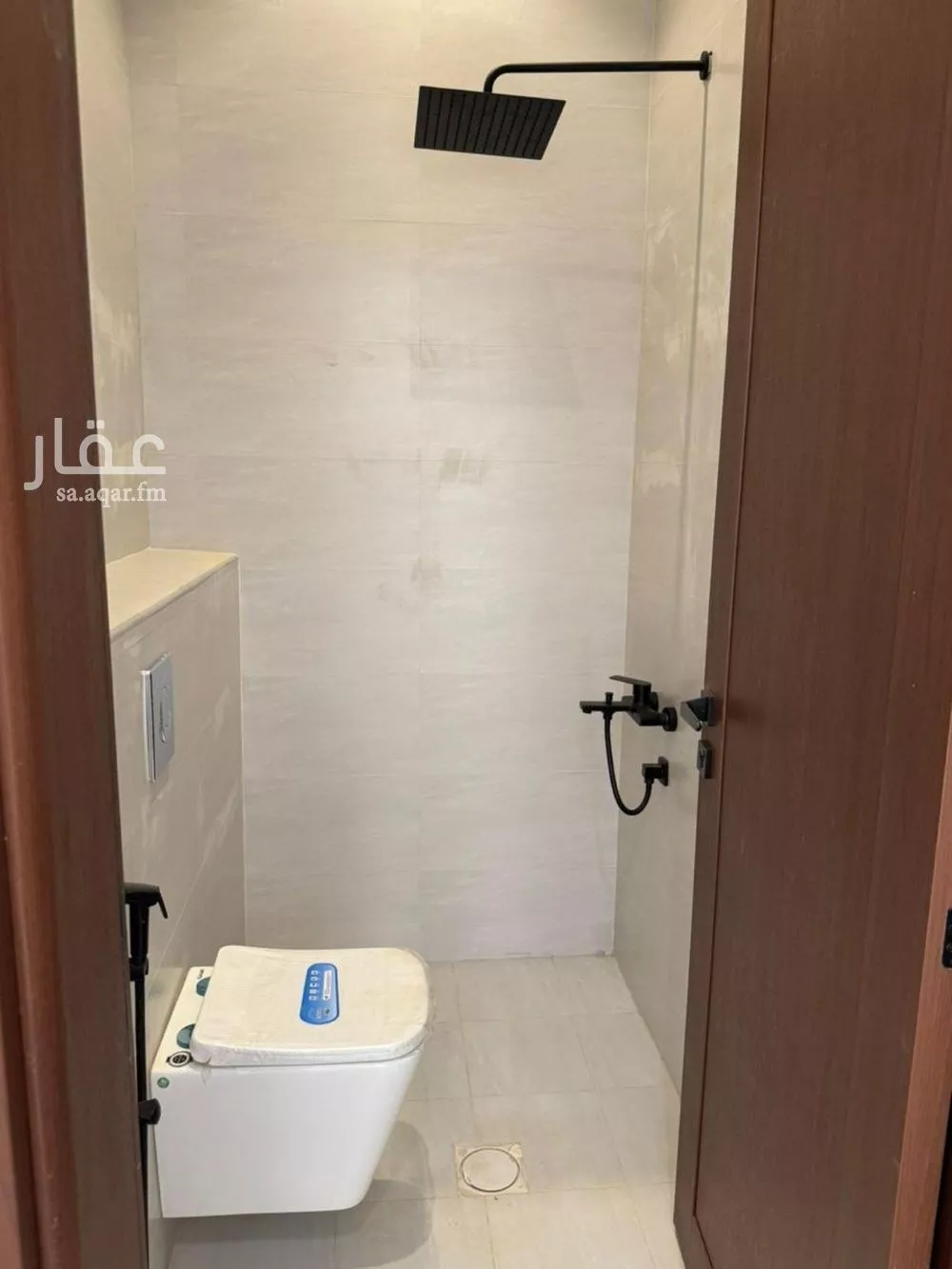 5 bedroom villa in Dhahrat Namar 2