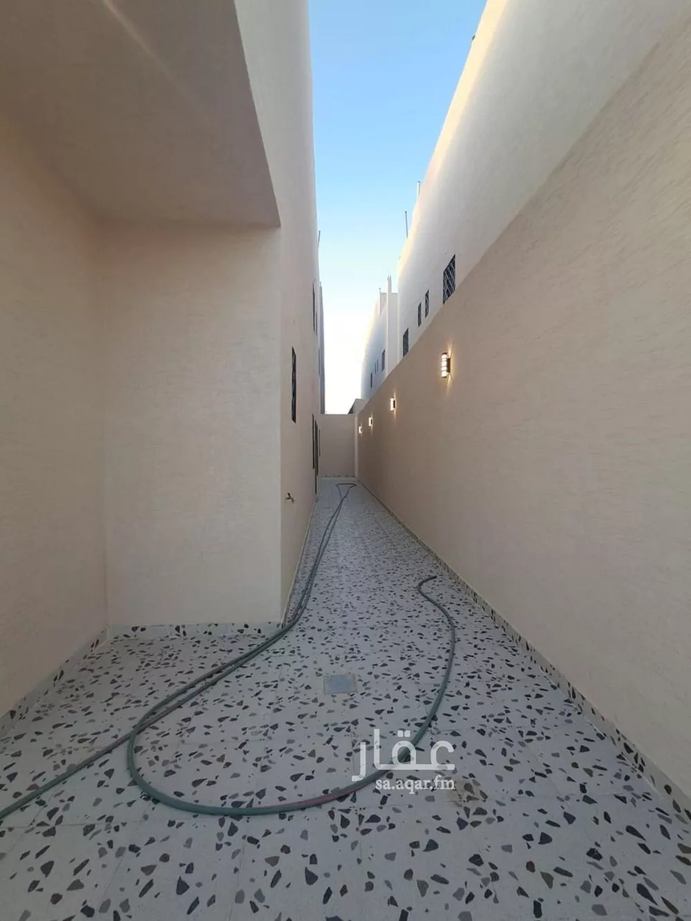 فيلا 4 غرف في طيبة 3