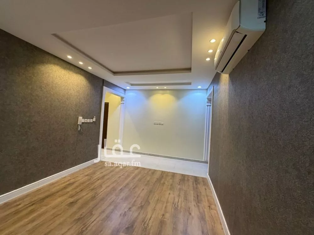 4 bedroom apartment in Qurtubah, Riyadh 19