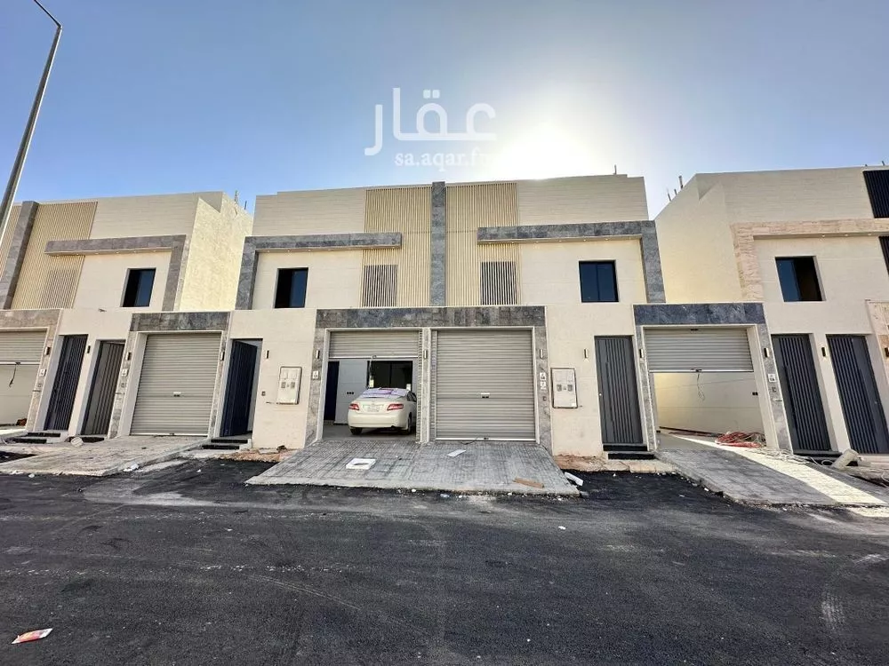 5 bedroom villa in Okaz 1