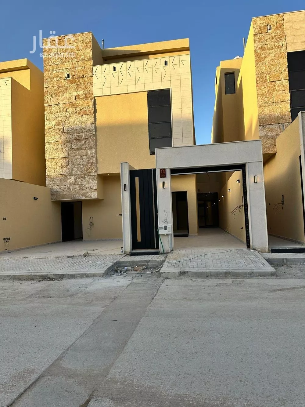 4 bedroom floor in Tuwaiq