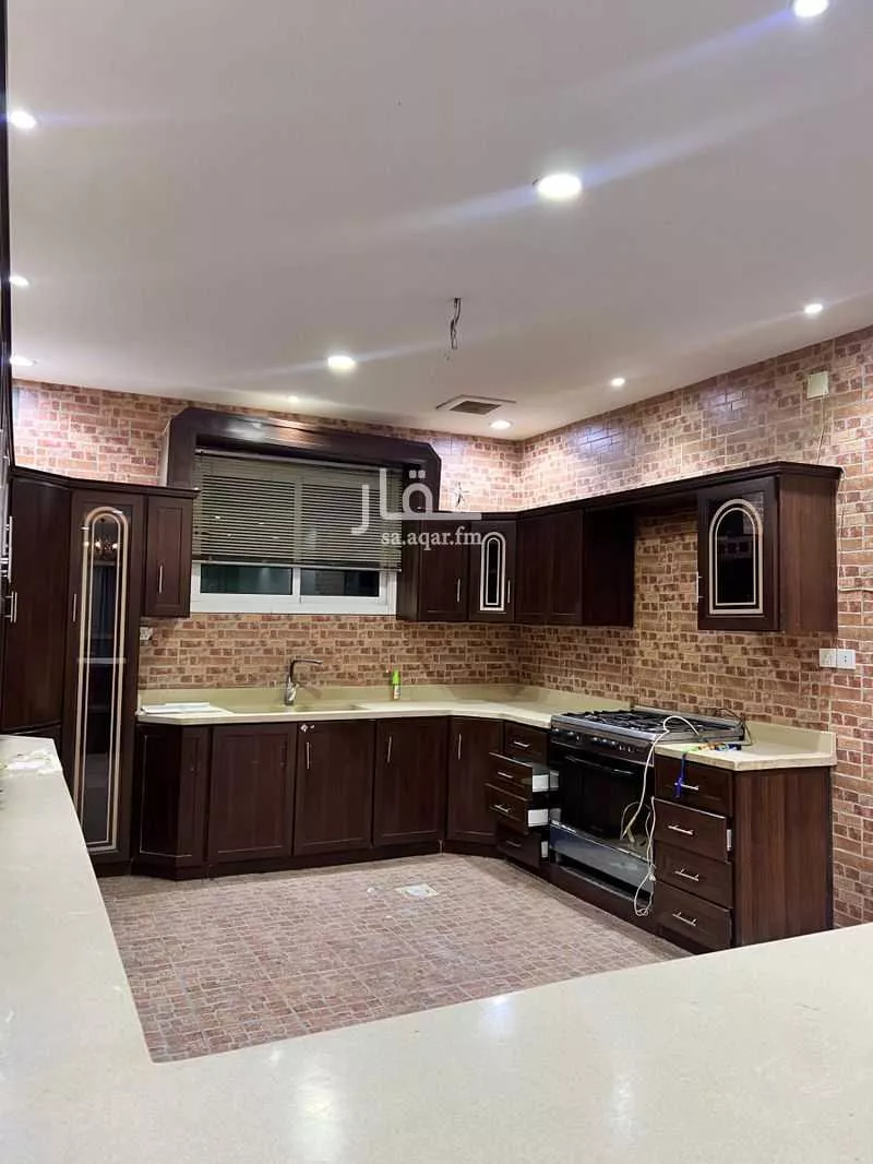 5 bedroom floor in Al Salam 2