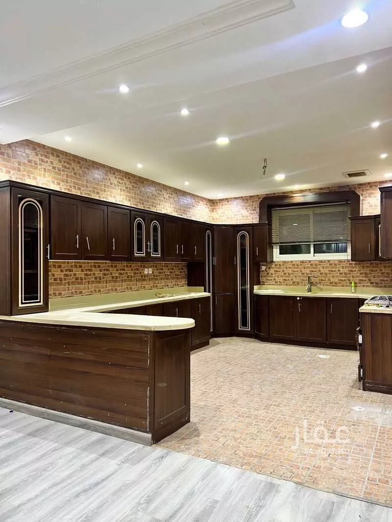 5 bedroom floor in Al Salam 1