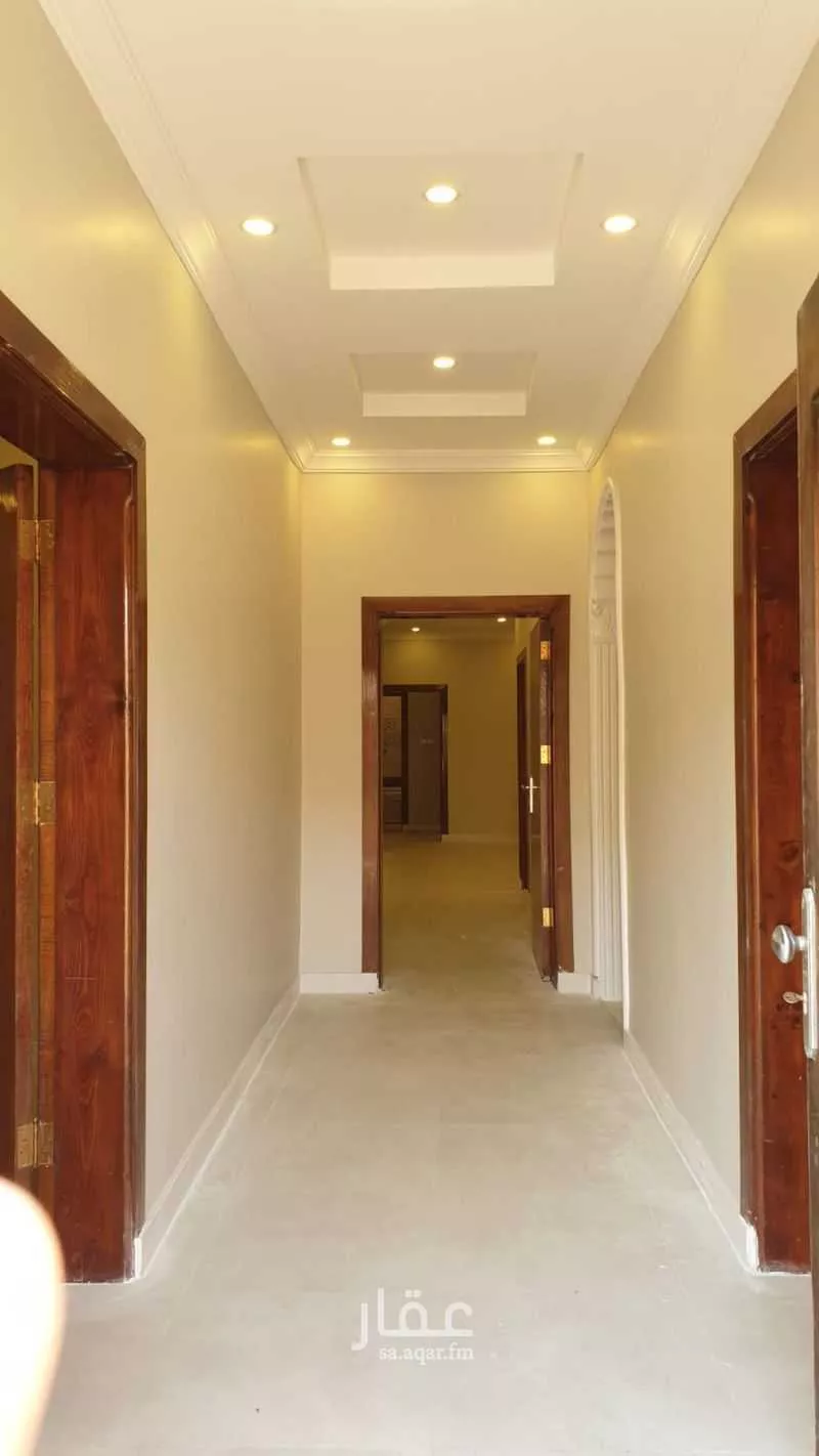 فيلا 5 غرف في الفلاح 4