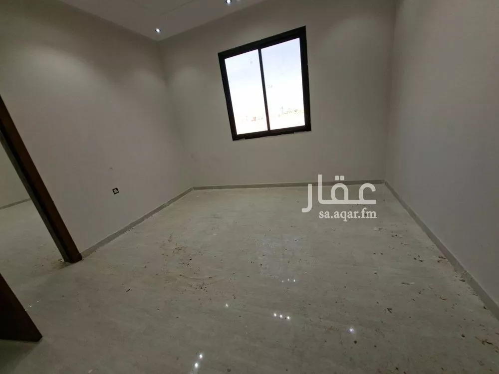3 bedroom apartment in Al Hazm 4