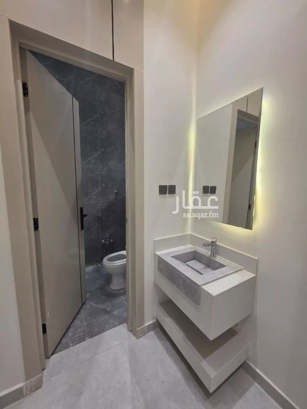 4 bedroom floor in Uhud 5