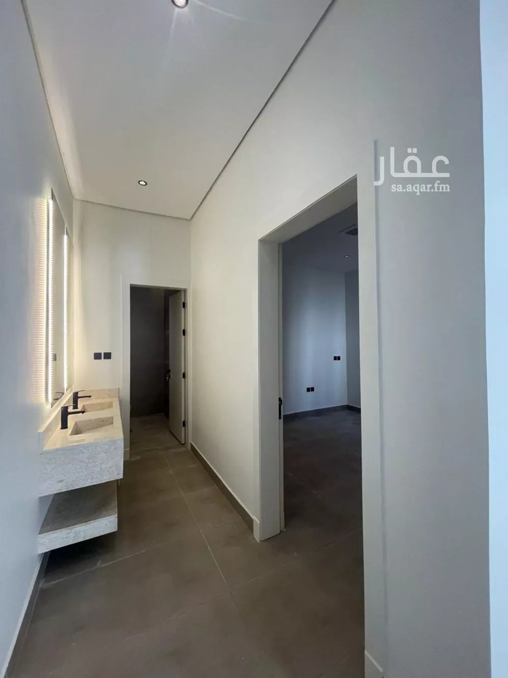 فيلا 5 غرف في الحزم 3