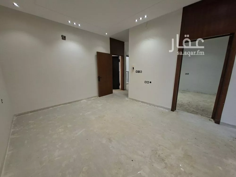 3 bedroom apartment in Al Hazm 3