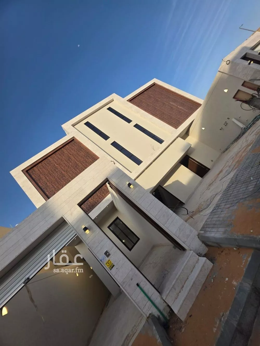 3 bedroom apartment in Al Hazm 2