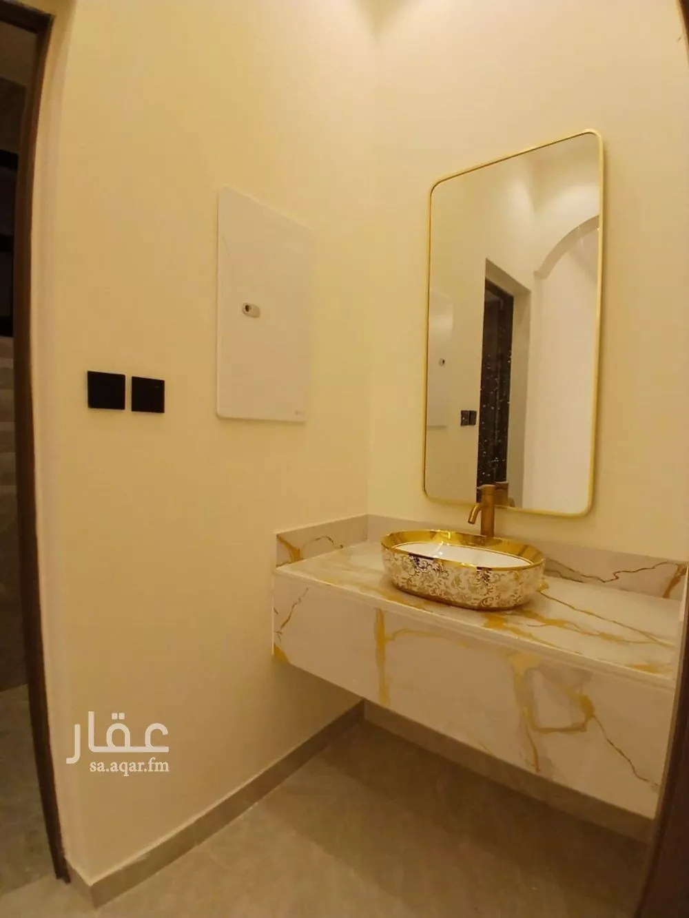 4 bedroom floor in Badr 2