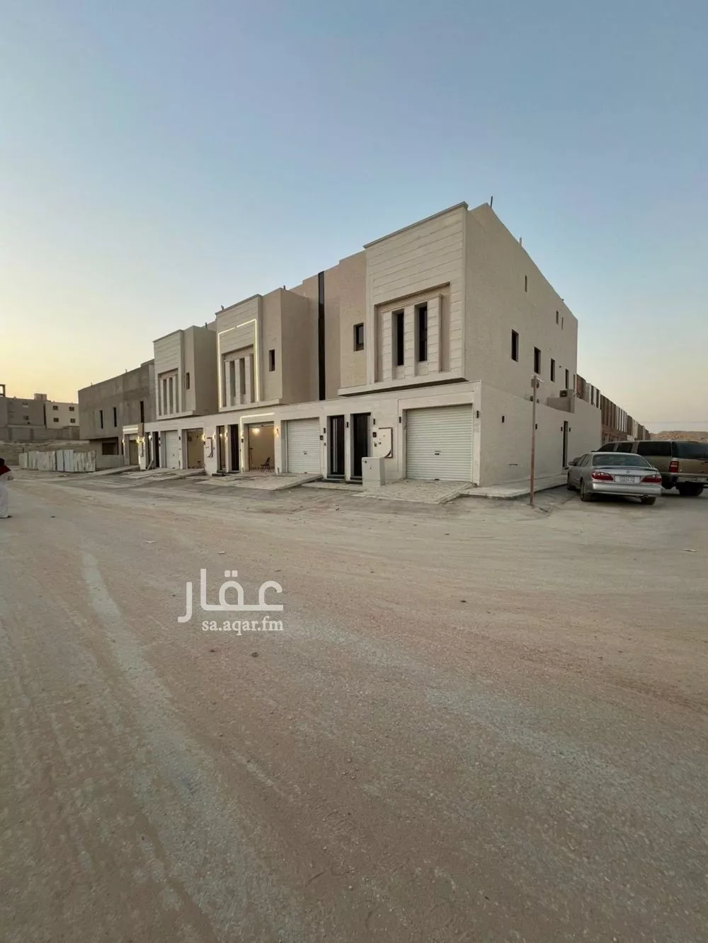 4 bedroom floor in Tuwaiq 1