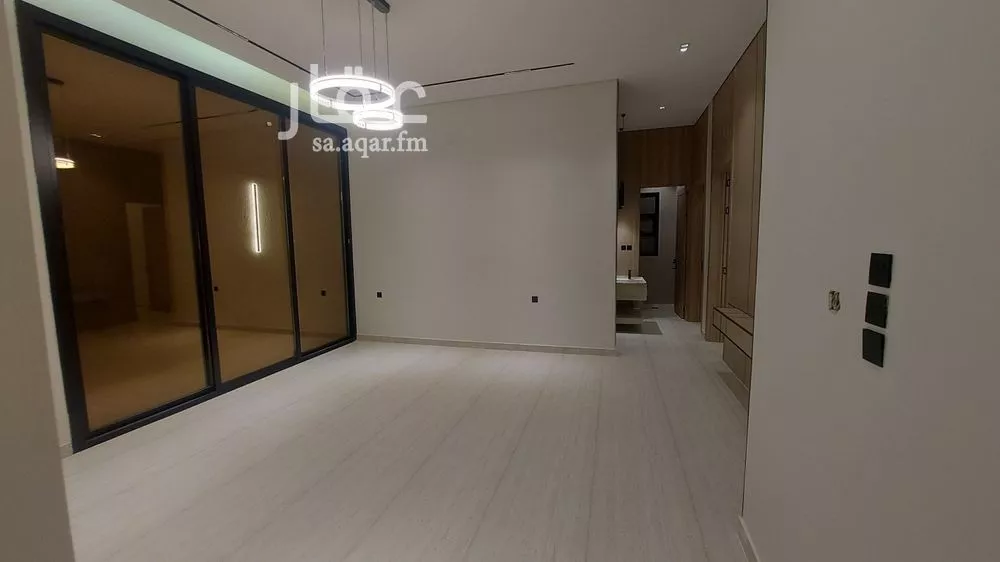 فيلا 4 غرف في الجنادرية 5