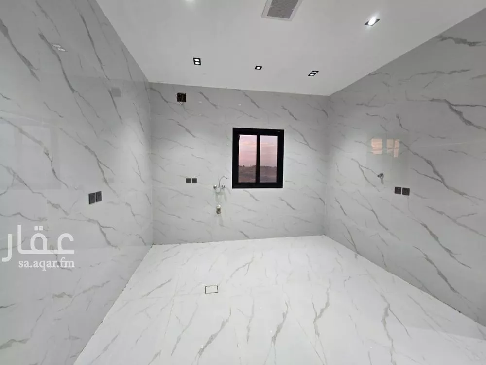 4 bedroom floor in Dahiat Namar 4