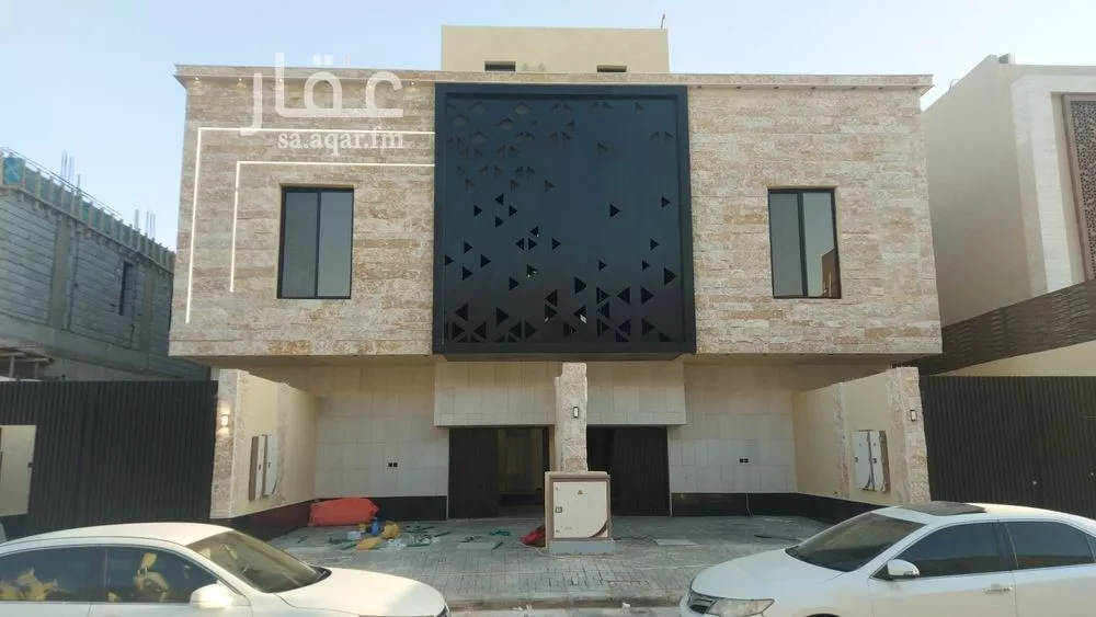 4 bedroom floor in Tuwaiq 1
